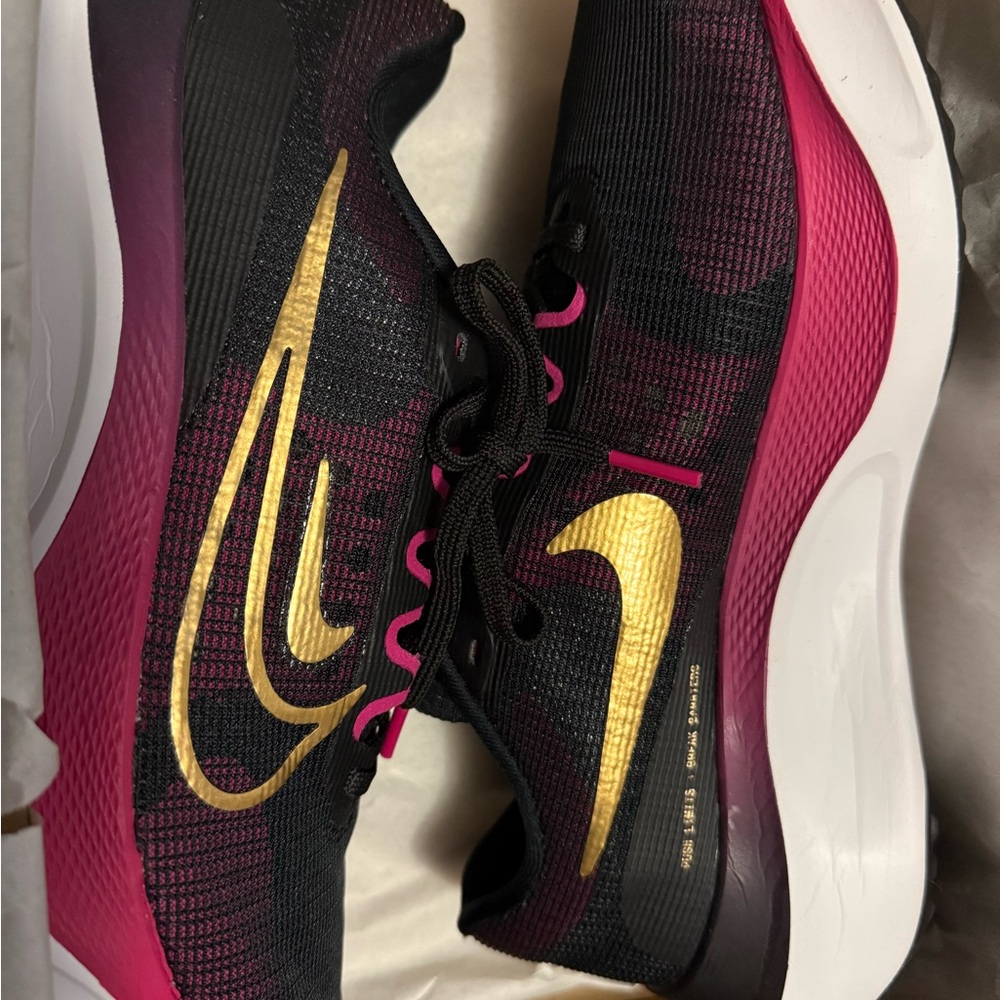 Nike Women's Black and Pink Athletic Shoes with Gold Swoosh